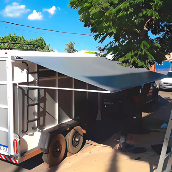 Toldo Cortina com Braço - trabalhos realizados