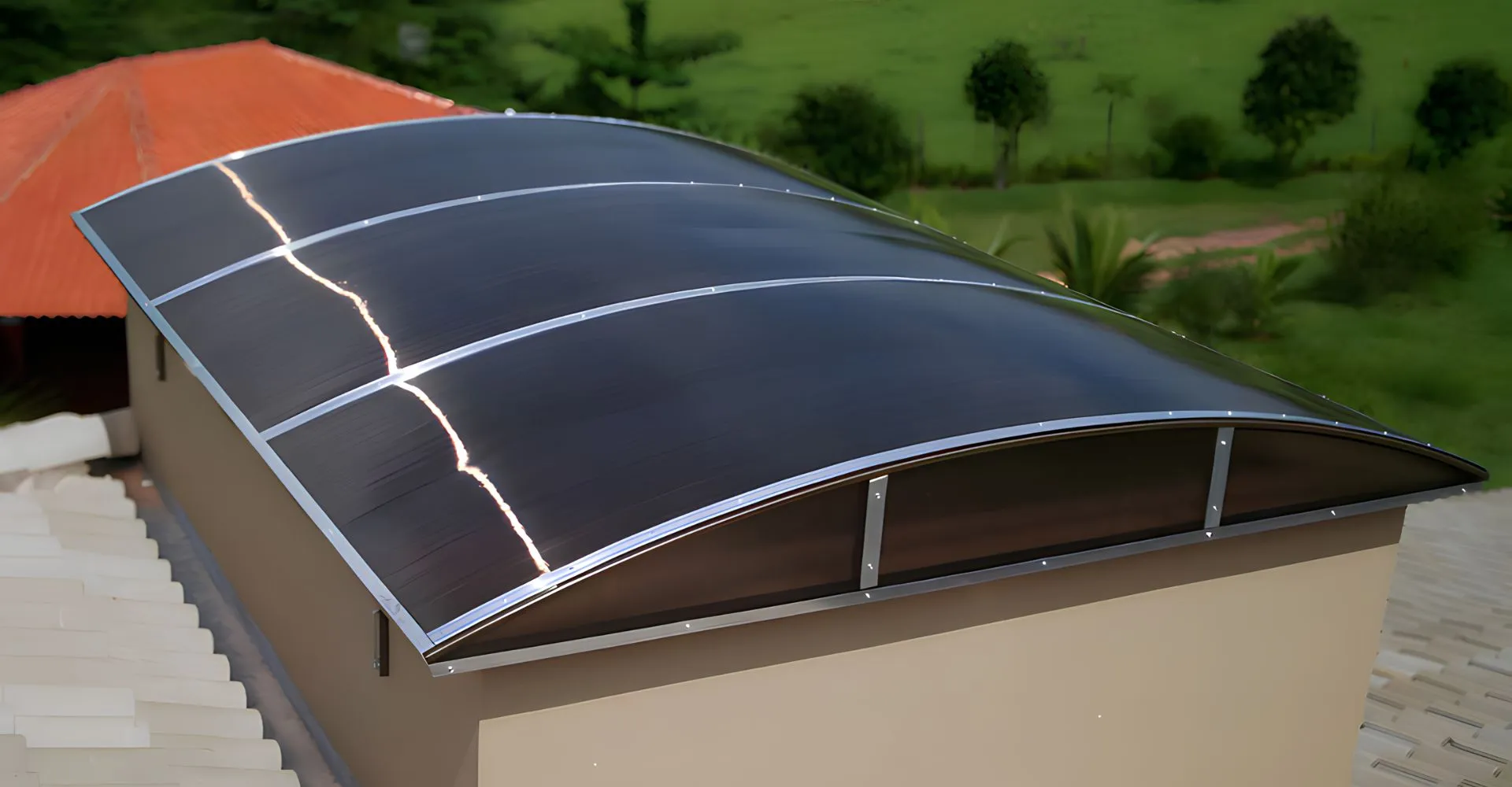 Túnel em Policarbonato - trabalhos realizados