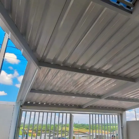 Telha Sanduíche - trabalhos realizados