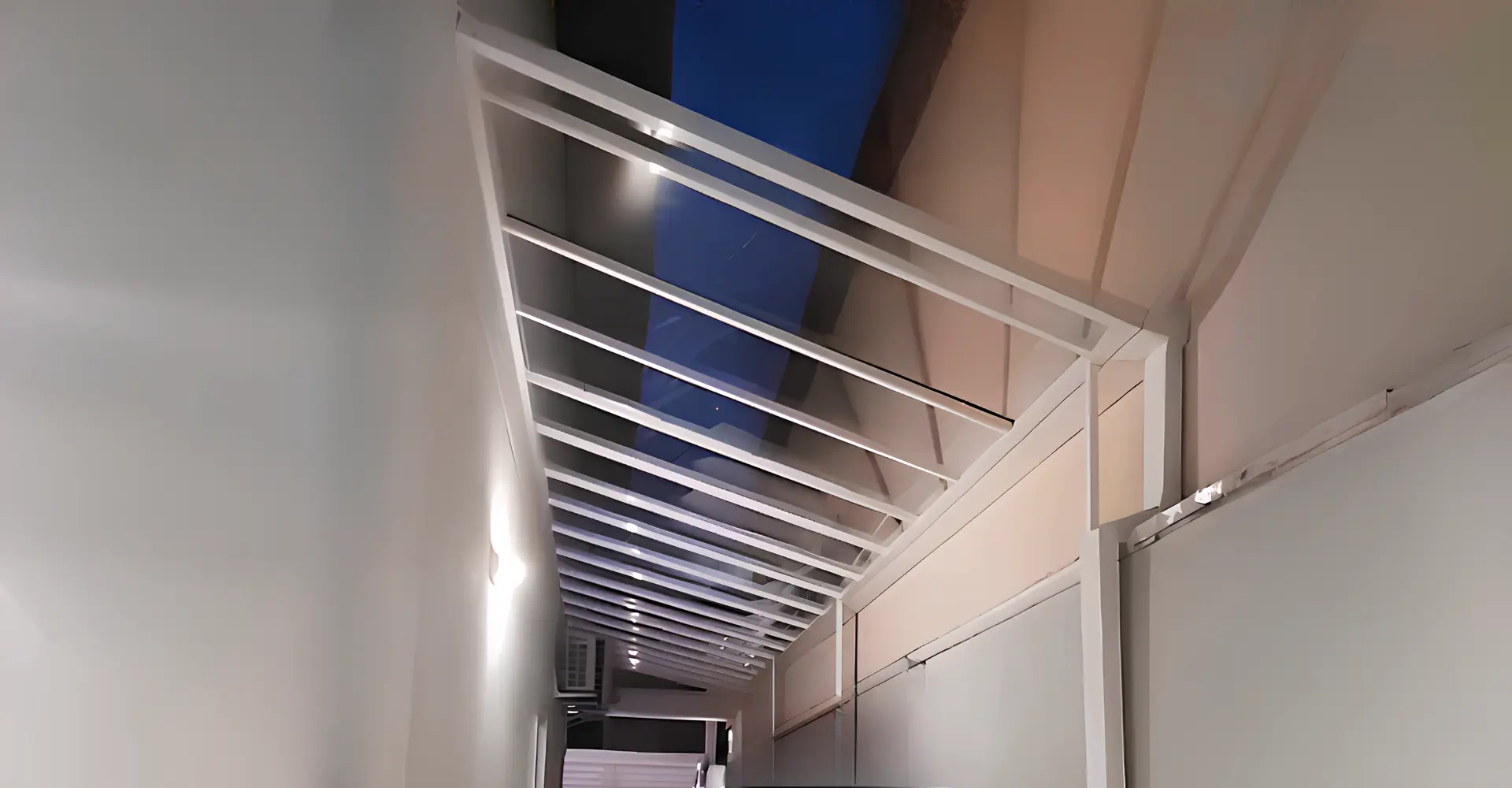 Cobertura de Policarbonato Compacto - trabalhos realizados