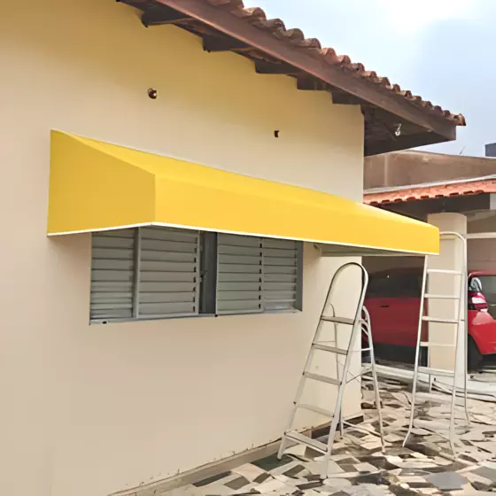 Teto de Lona com Estrutura Metálica