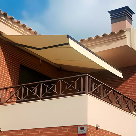 Toldo Articulado Manual