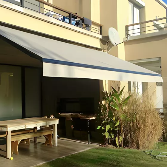 Toldo Articulado de Lona